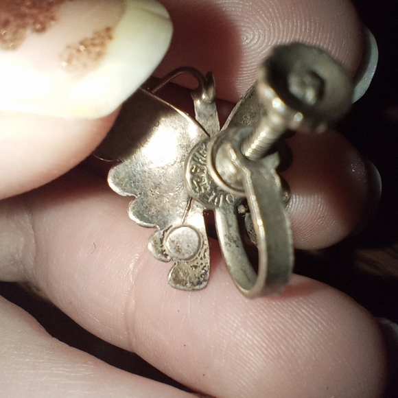 Mexican Sterling Silver & Turquoise Vintage Screw Back Earrings - Picture 16 of 16